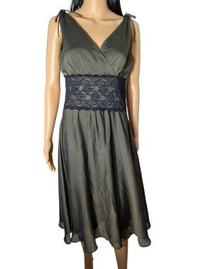 Connected Apparel Olive Green & Black Dress 10